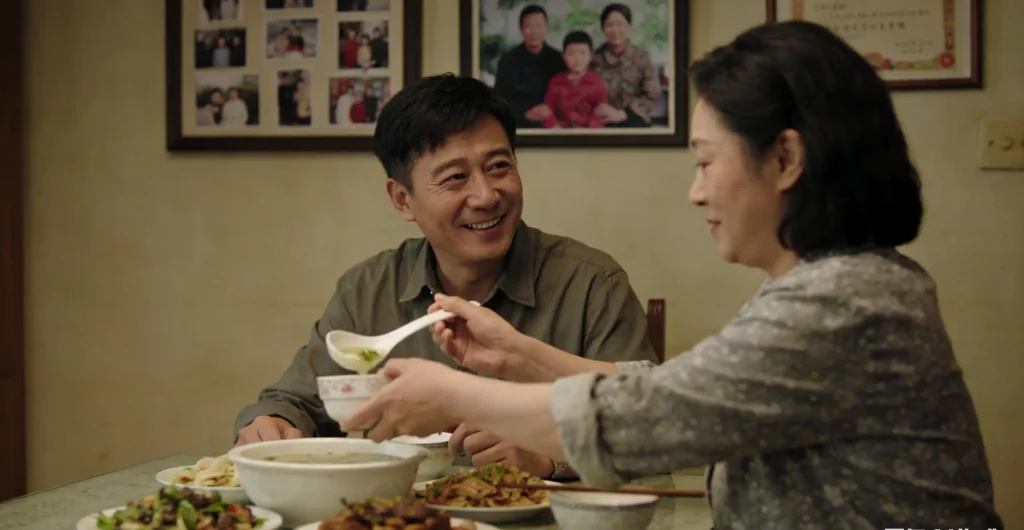 图片[1]-中年婚姻避坑：别再学“驯服男人”，平等滋养才是长久之道-栖心情感